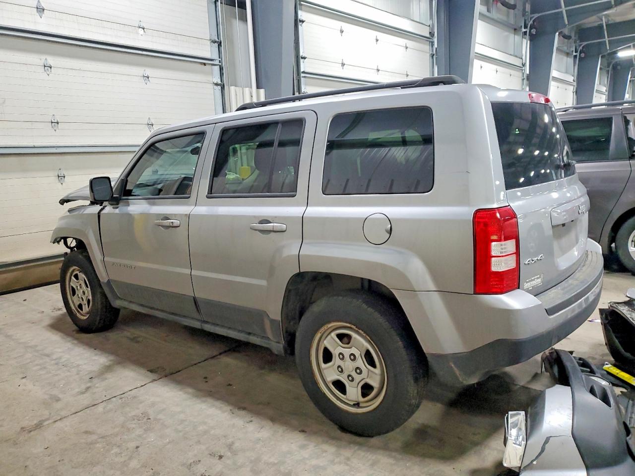 2015 JEEP PATRIOT SPORT photo 2