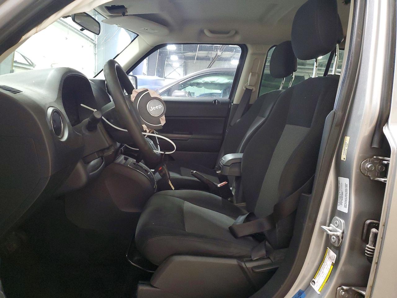2015 JEEP PATRIOT SPORT photo 7