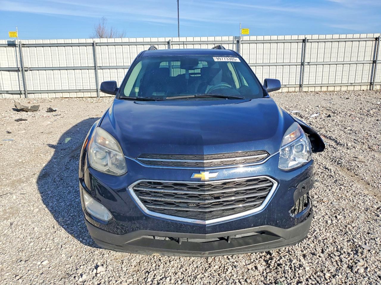 2017 CHEVROLET EQUINOX LT photo 5
