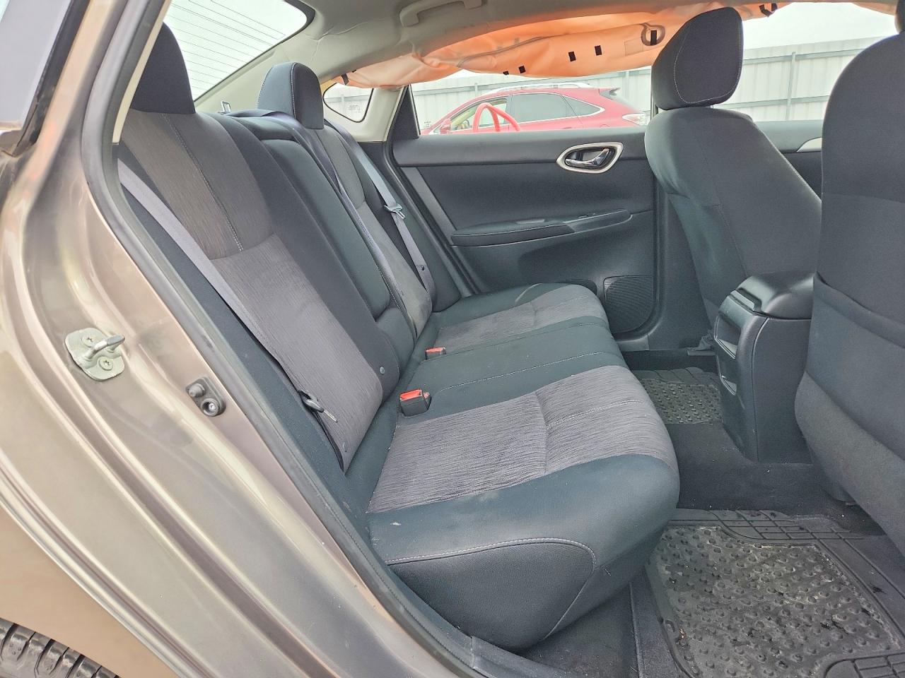 2015 NISSAN SENTRA S photo 19