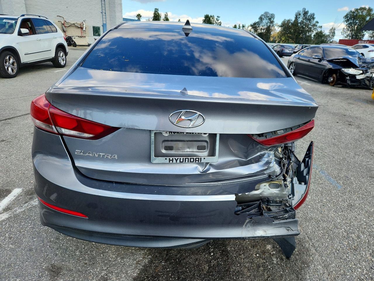 2018 HYUNDAI ELANTRA SEL photo 6
