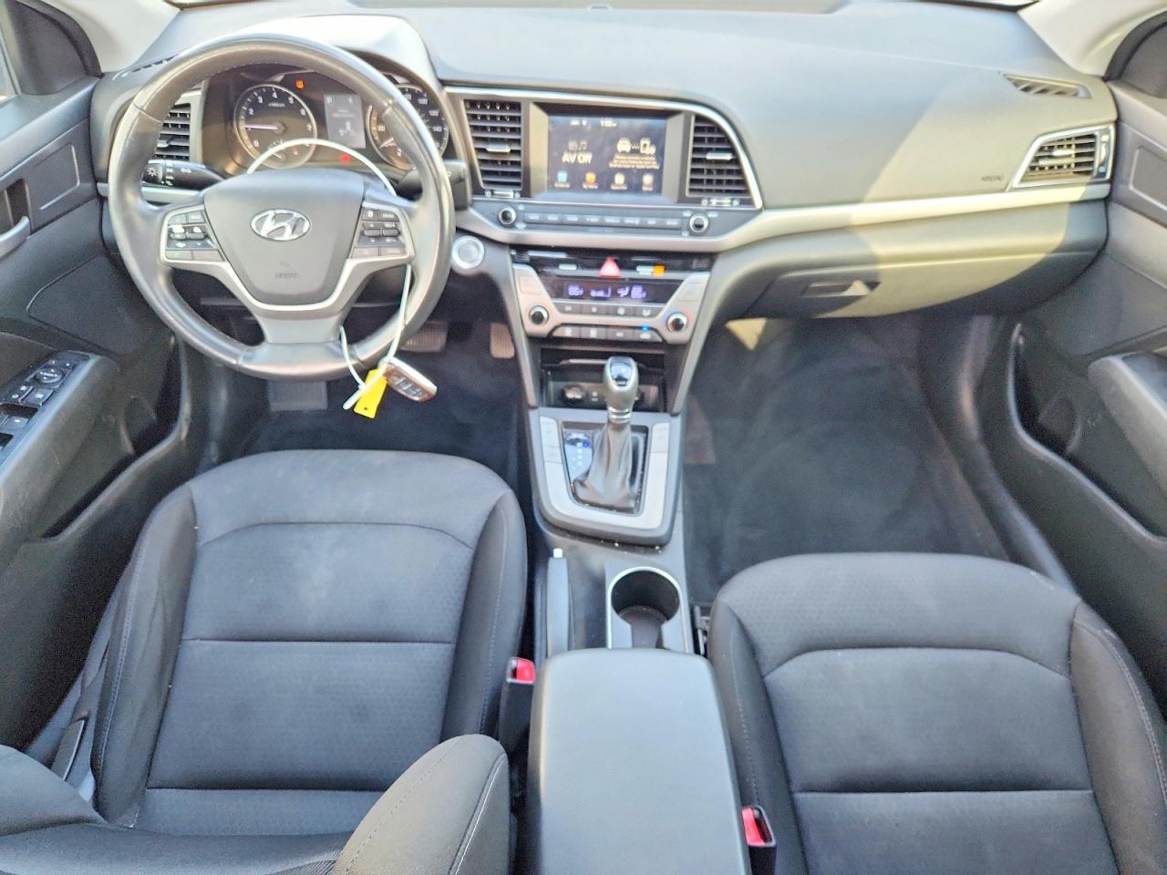 2018 HYUNDAI ELANTRA SEL photo 8