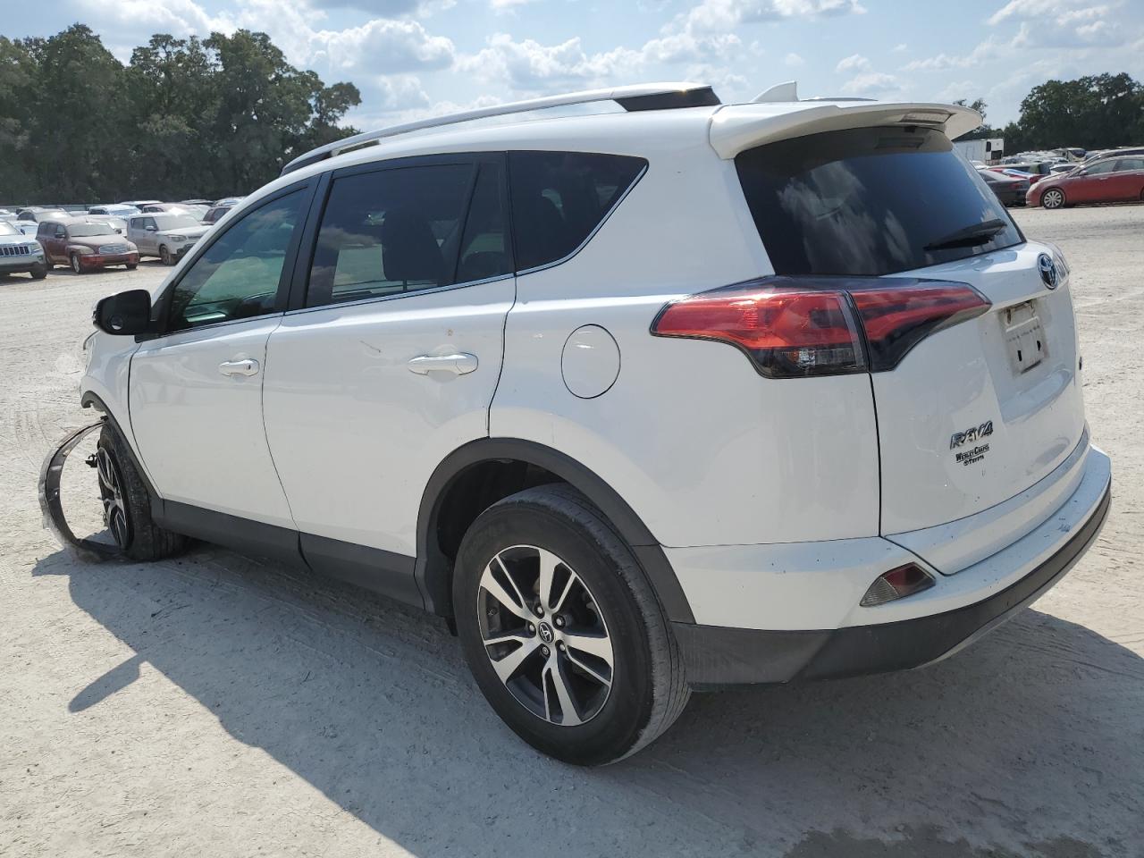 2018 TOYOTA RAV4 ADVENTURE photo 2