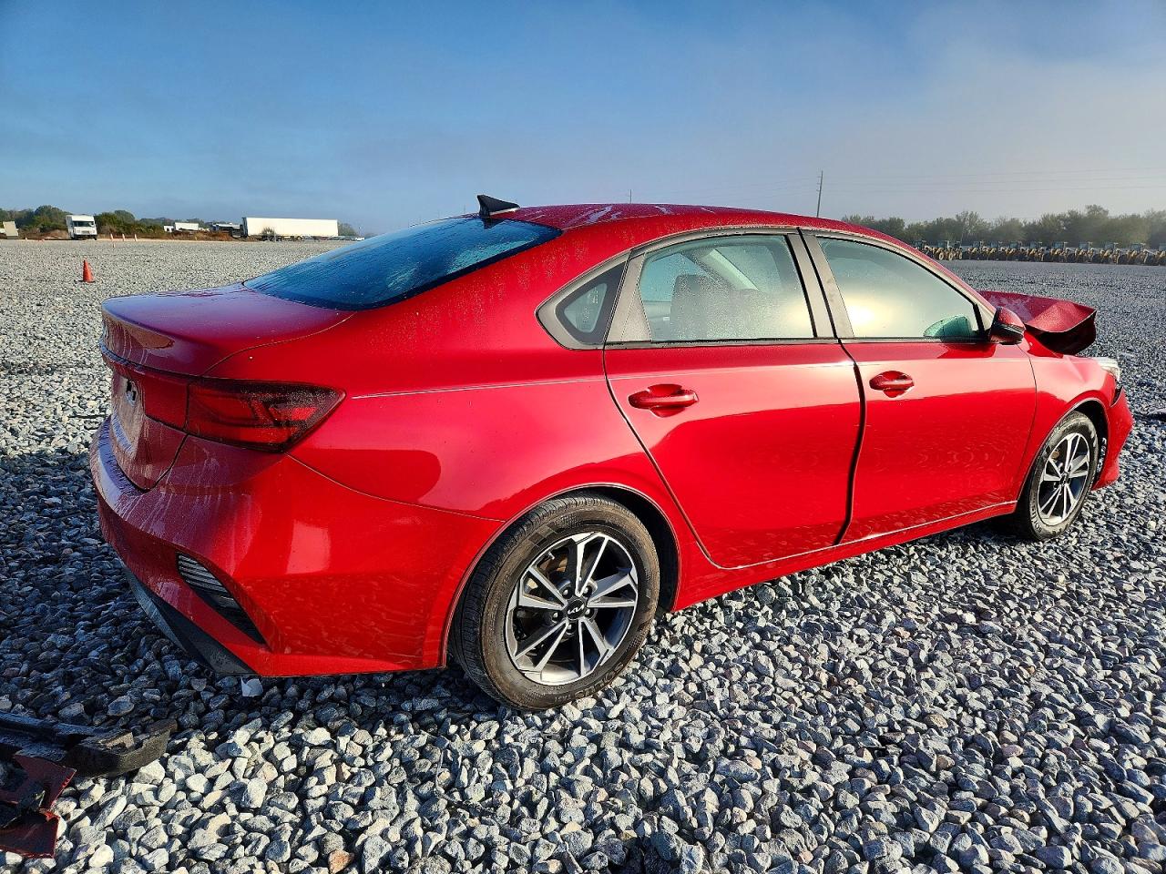 2023 KIA FORTE LX photo 3