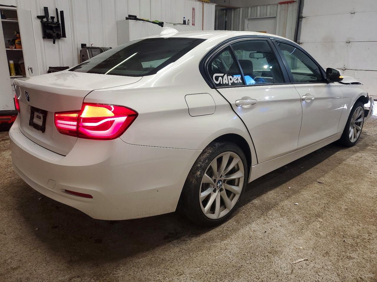 2018 BMW 320 XI photo 5