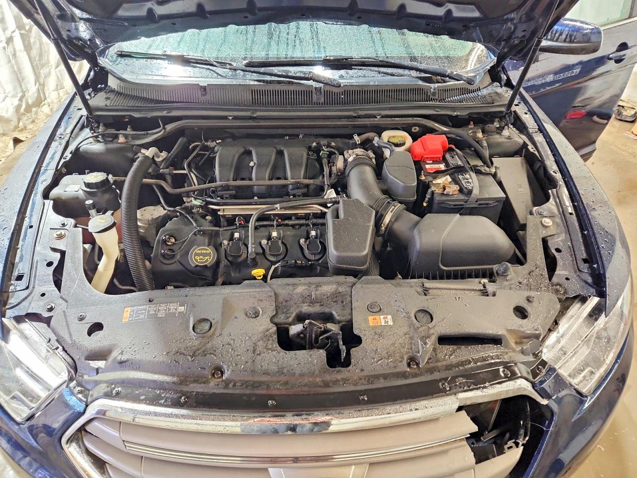 2016 FORD TAURUS SEL photo 11