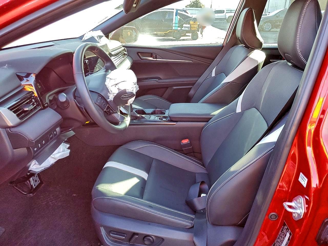 2025 TOYOTA CAMRY XSE photo 7