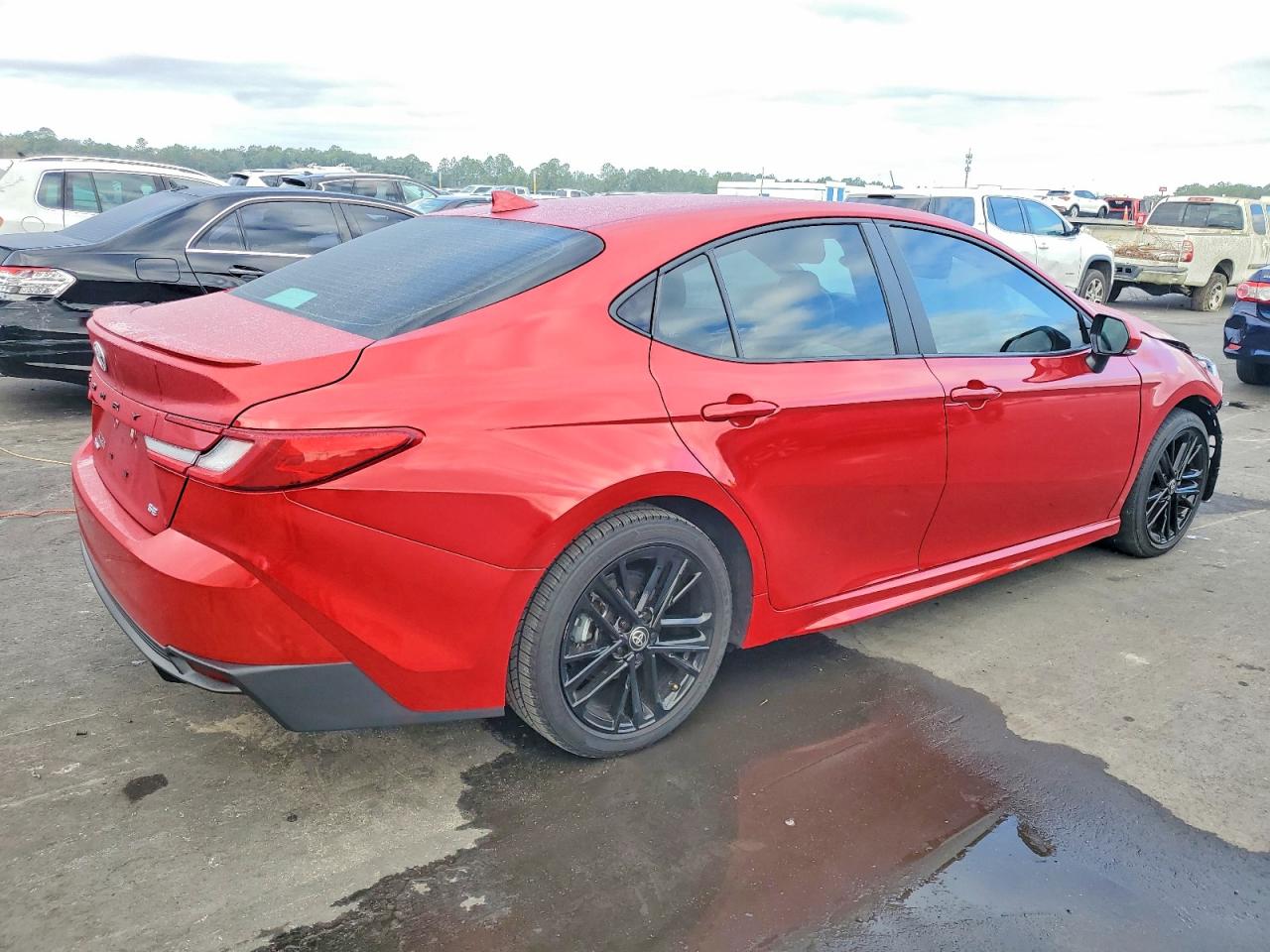 2025 TOYOTA CAMRY XSE photo 3