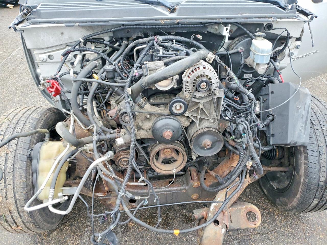 2010 GMC YUKON XL K1500 SLT photo 12