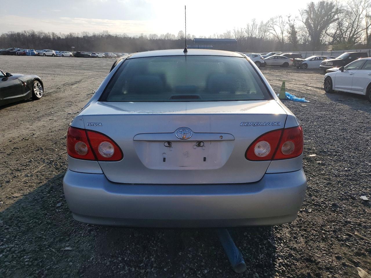 2007 TOYOTA COROLLA CE photo 6