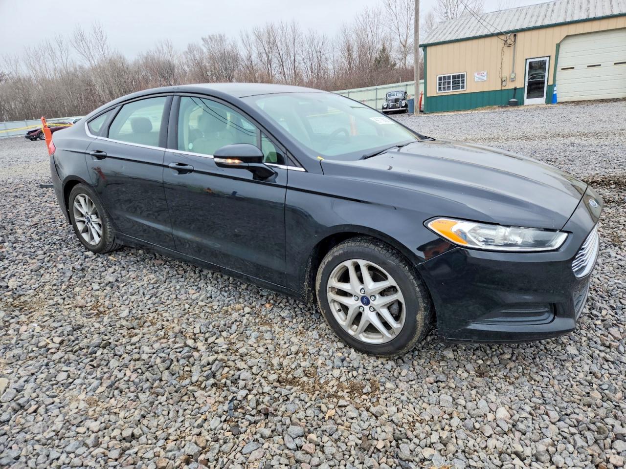 2016 FORD FUSION SE photo 4
