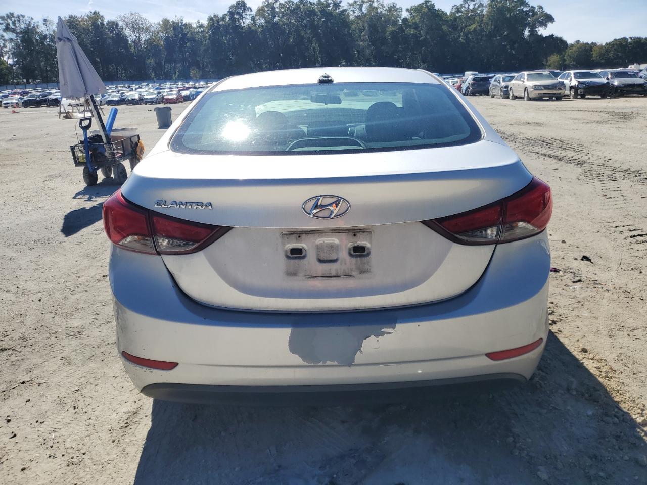 2016 HYUNDAI ELANTRA SE photo 6