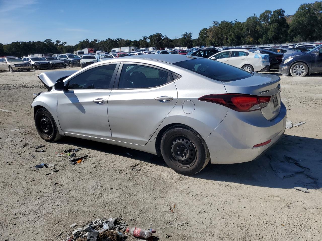 2016 HYUNDAI ELANTRA SE photo 2