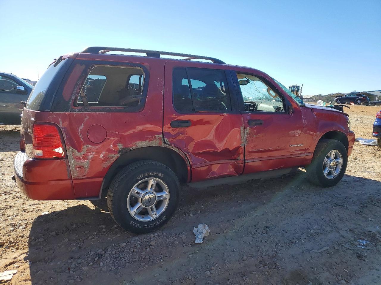 2004 FORD EXPLORER XLT photo 3
