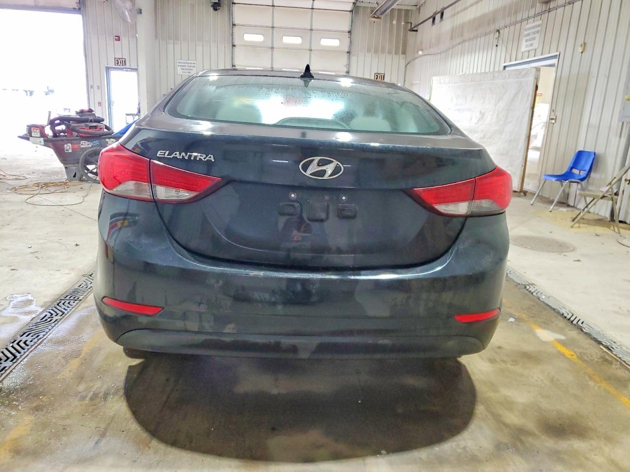 2015 HYUNDAI ELANTRA SE photo 6