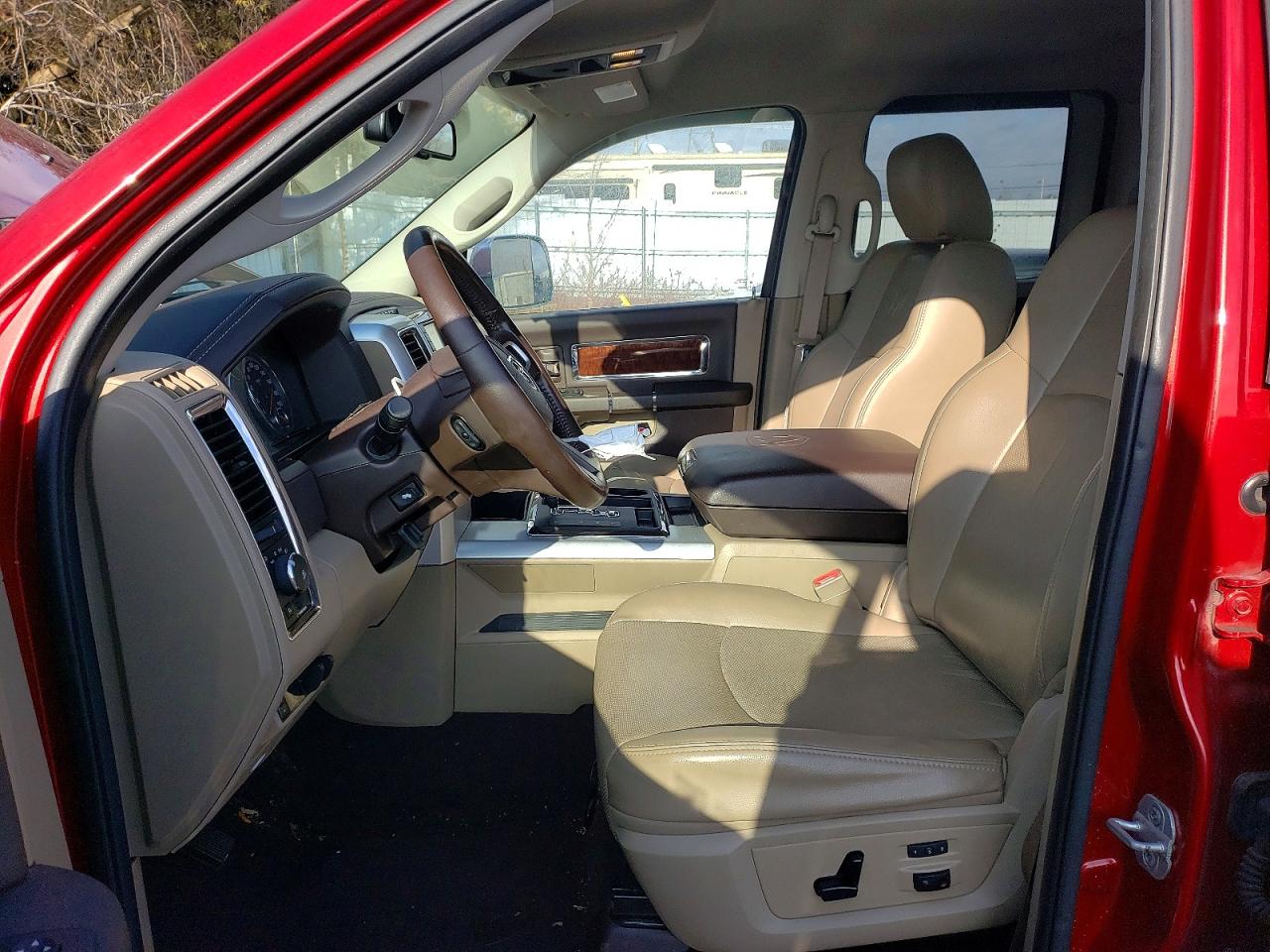 2010 DODGE RAM 1500 photo 7