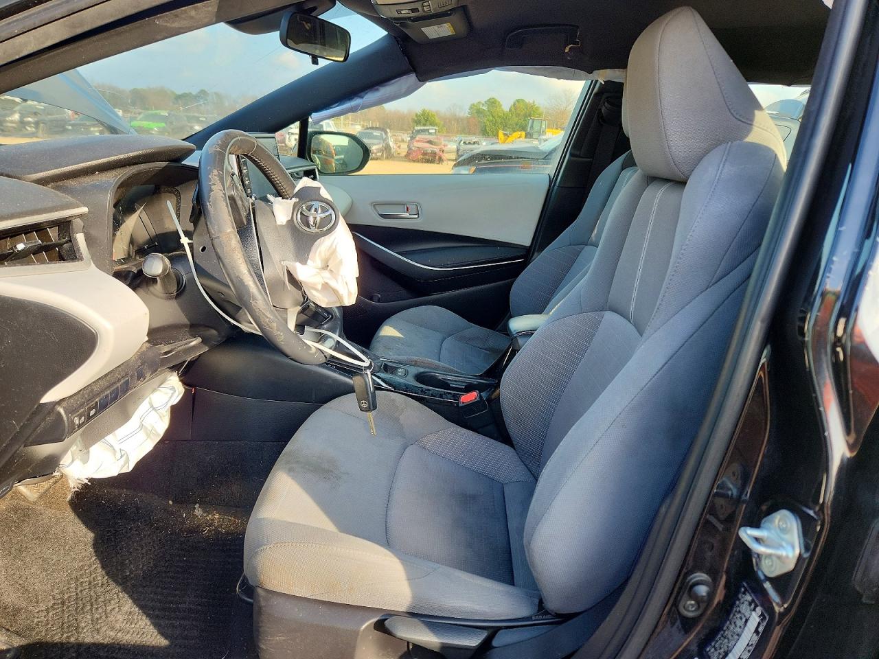 2020 TOYOTA COROLLA SE photo 13