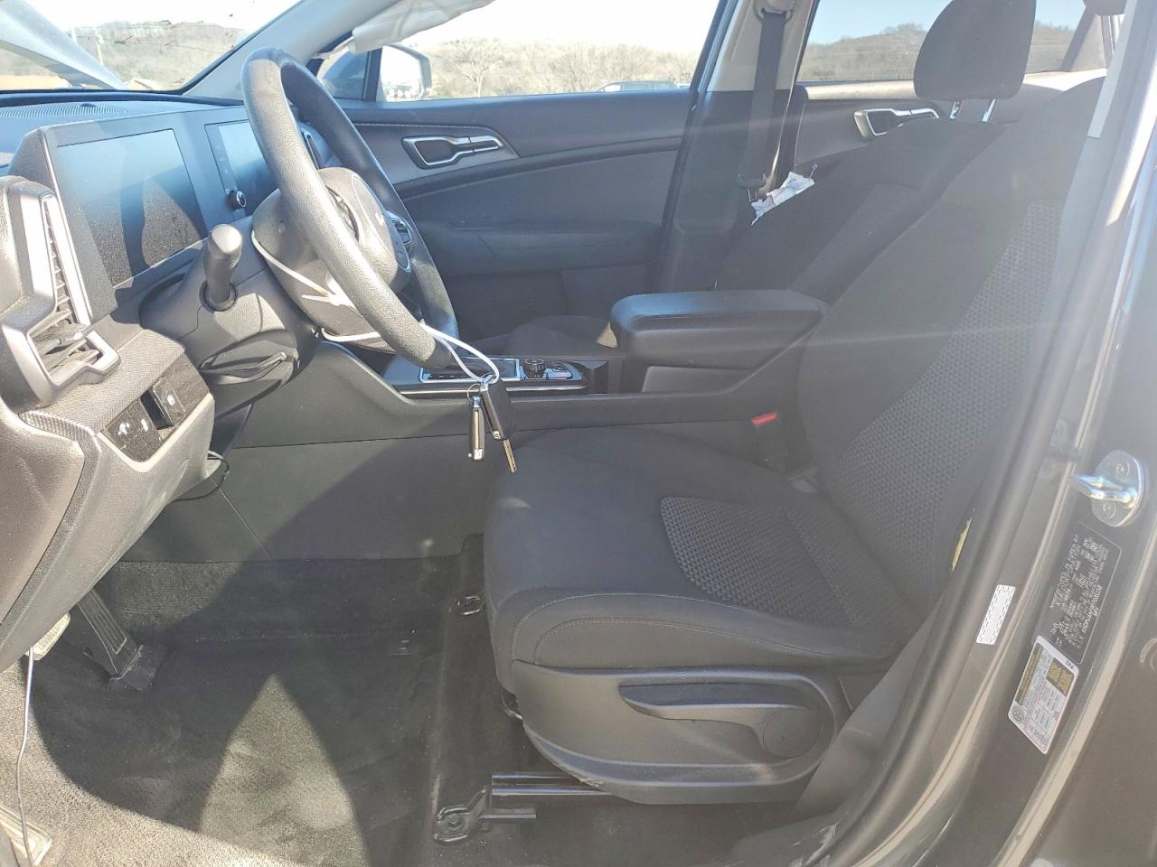 2023 KIA SPORTAGE LX photo 7