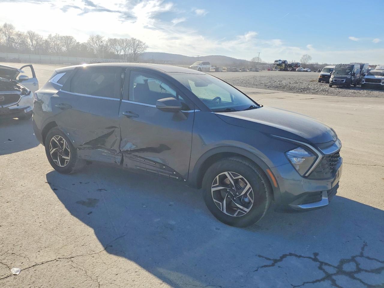 2023 KIA SPORTAGE LX photo 4