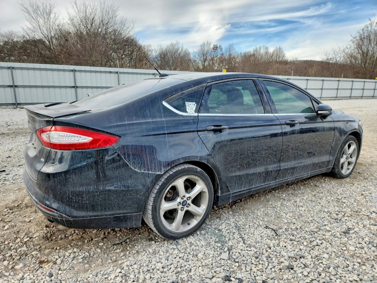 2014 FORD FUSION SE photo 3