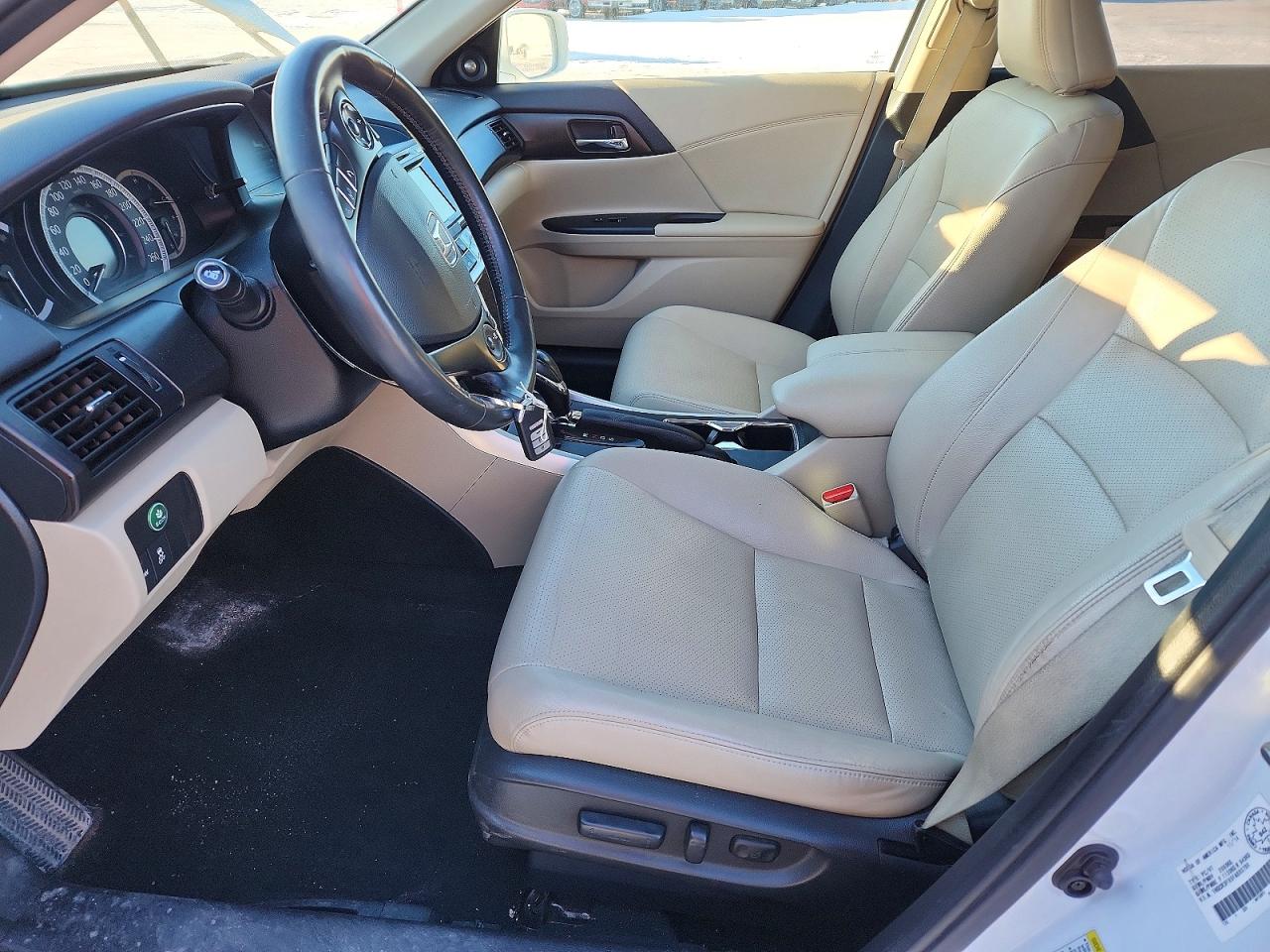 2015 HONDA ACCORD TOURING photo 7