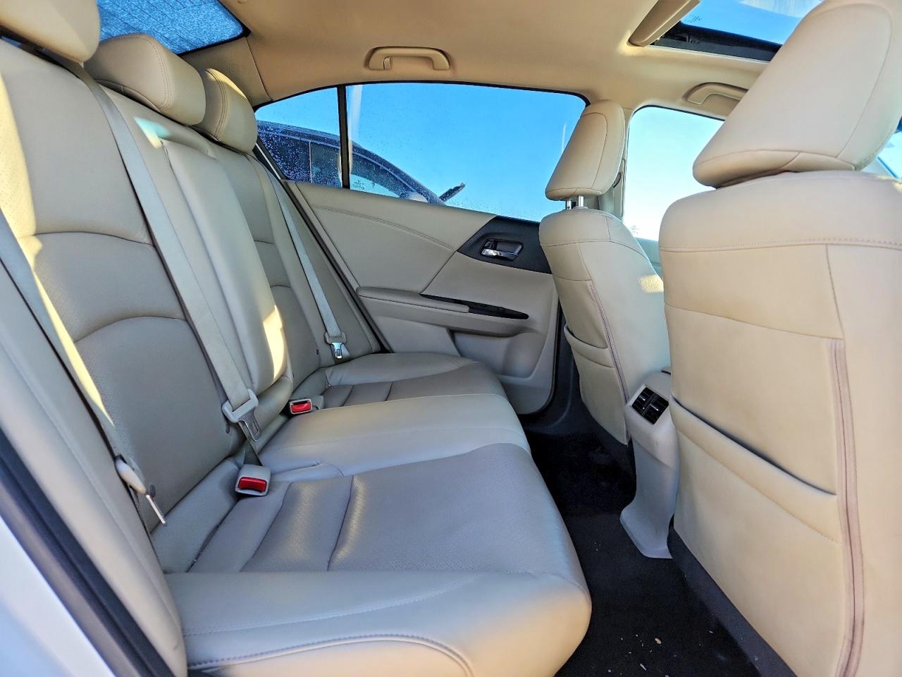 2015 HONDA ACCORD TOURING photo 10