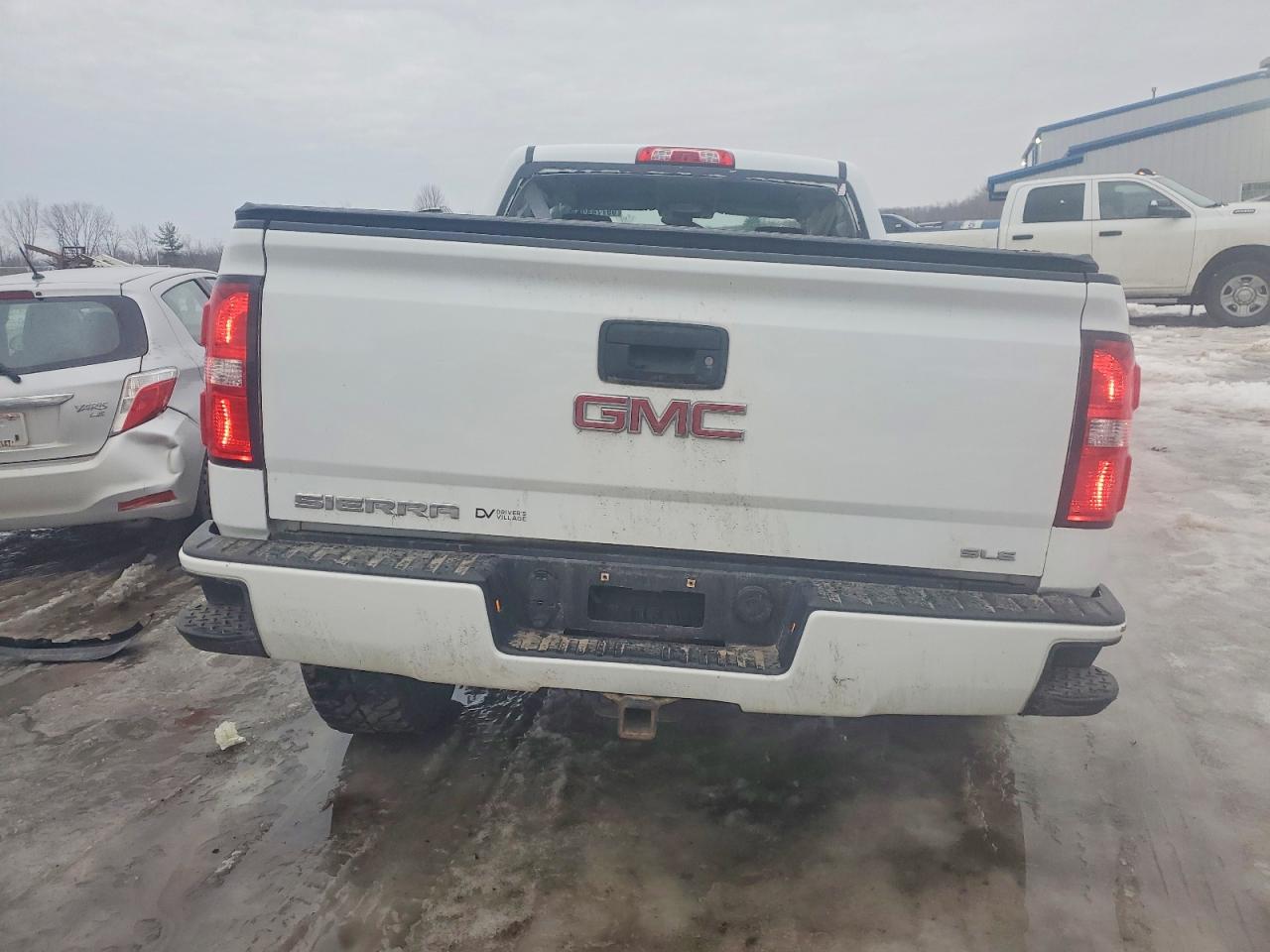2017 GMC SIERRA K1500 SLE photo 6