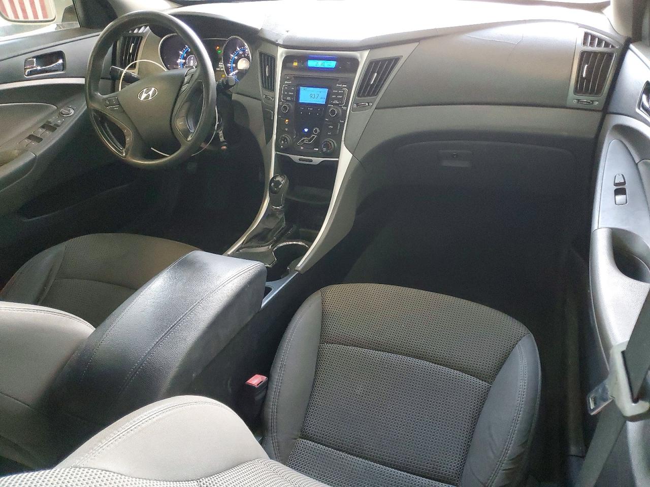 2011 HYUNDAI SONATA GLS photo 8