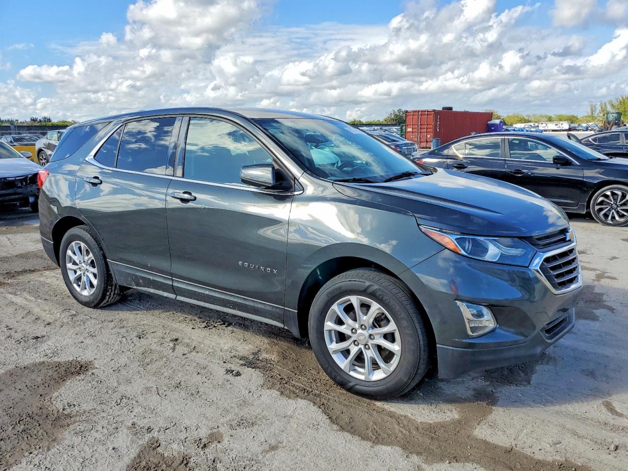 2018 CHEVROLET EQUINOX LT photo 4