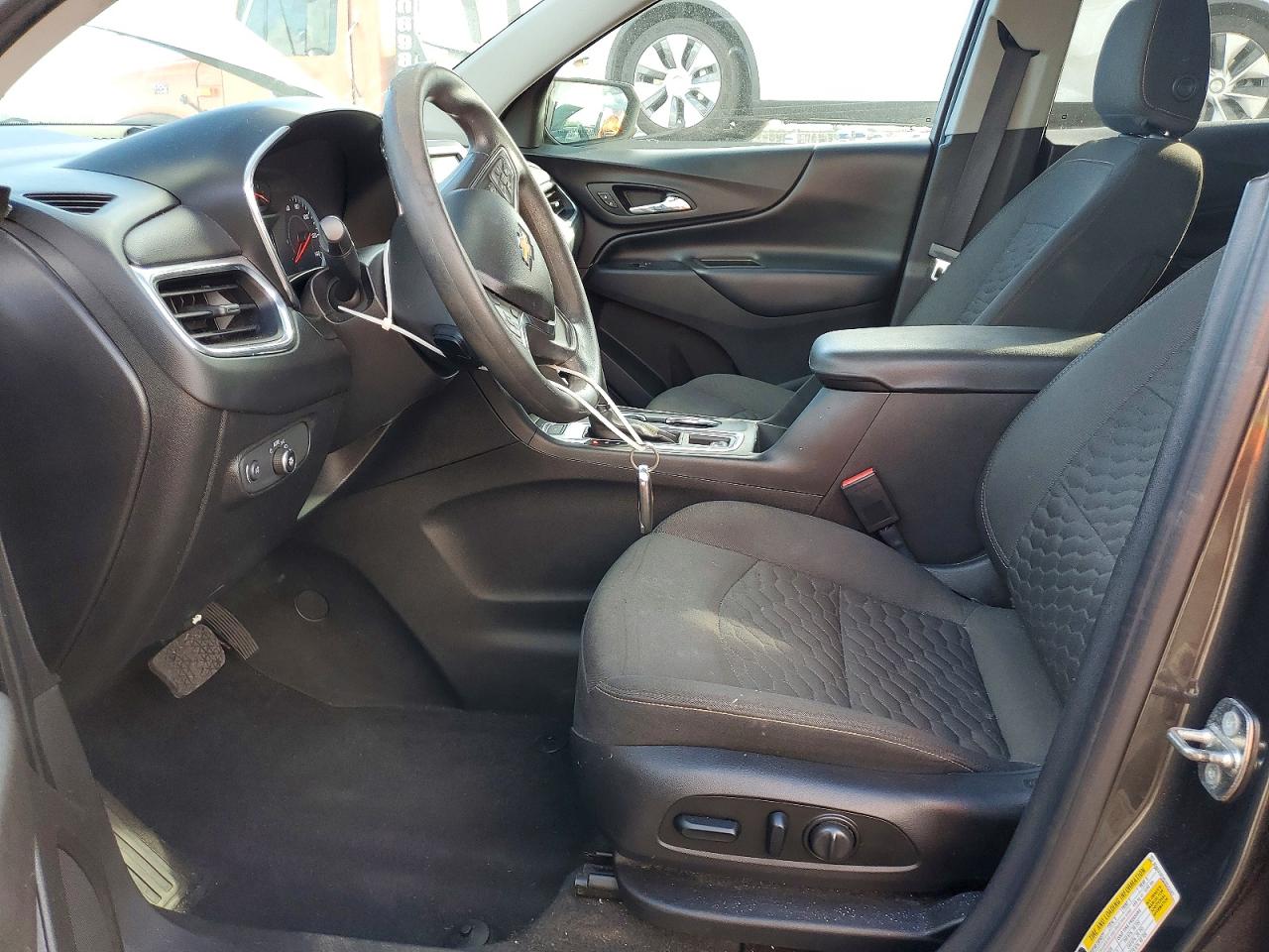 2018 CHEVROLET EQUINOX LT photo 7