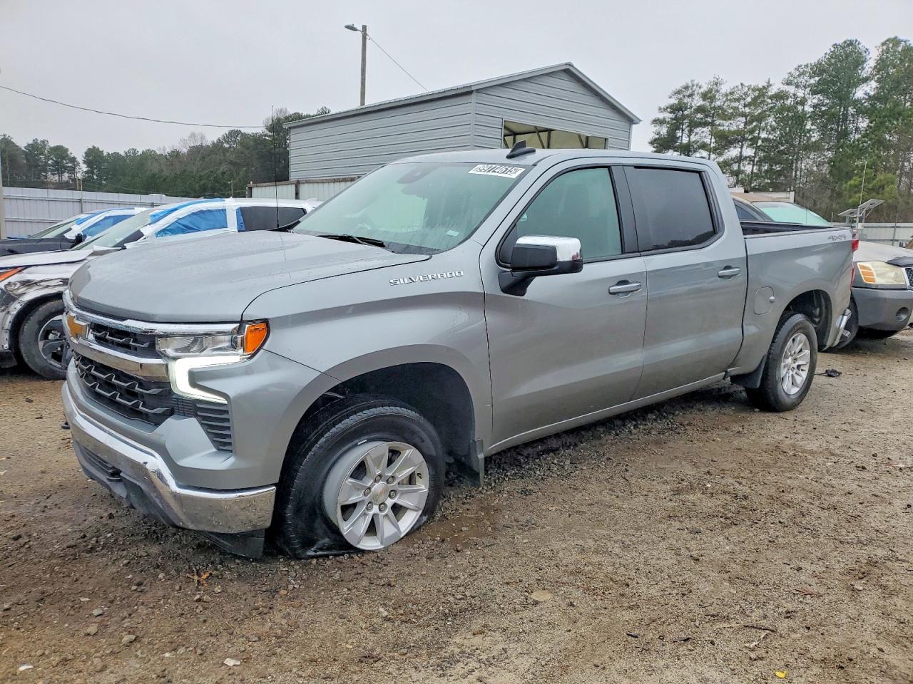 2025 CHEVROLET SILVERADO