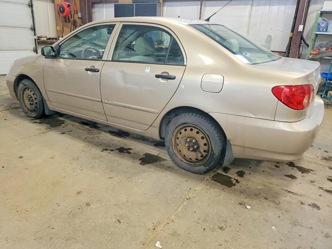 2007 TOYOTA COROLLA CE photo 2
