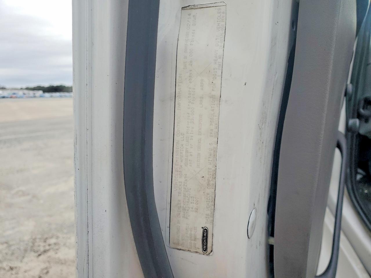 2015 FREIGHTLINER BUSINESS CLASS M2 DELIVERY TRUCK photo 10