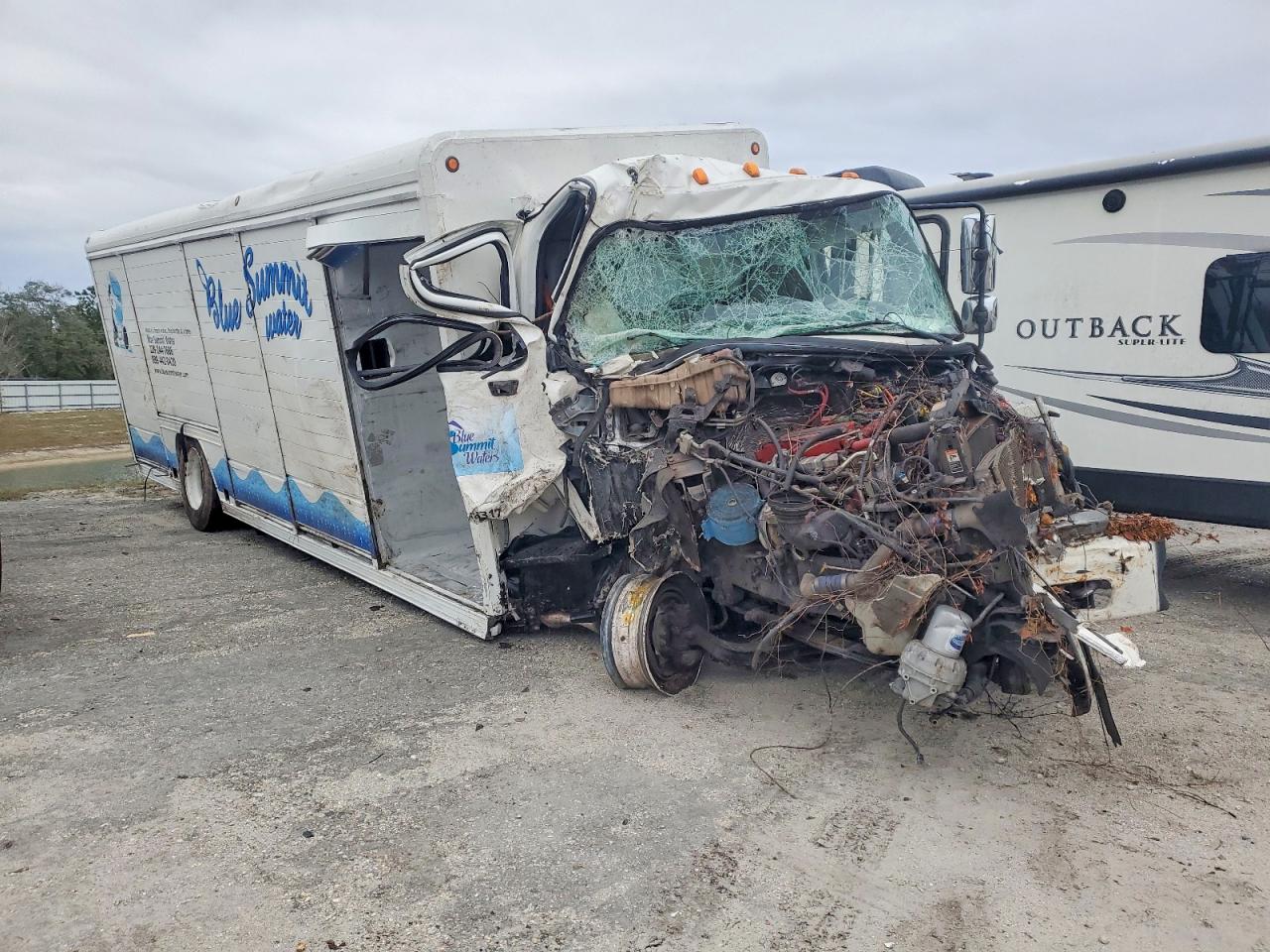 2015 FREIGHTLINER M2