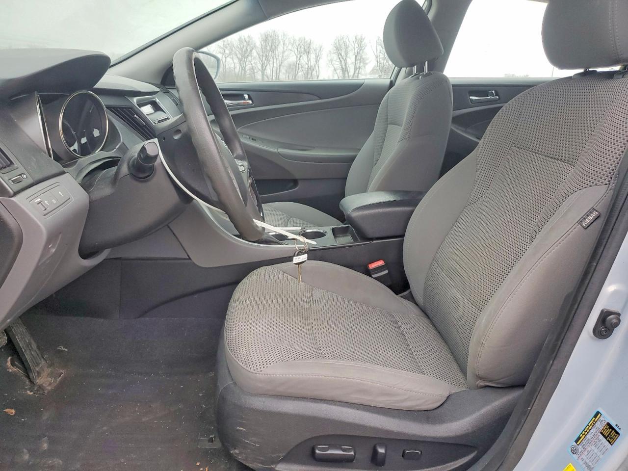 2012 HYUNDAI SONATA GLS photo 7