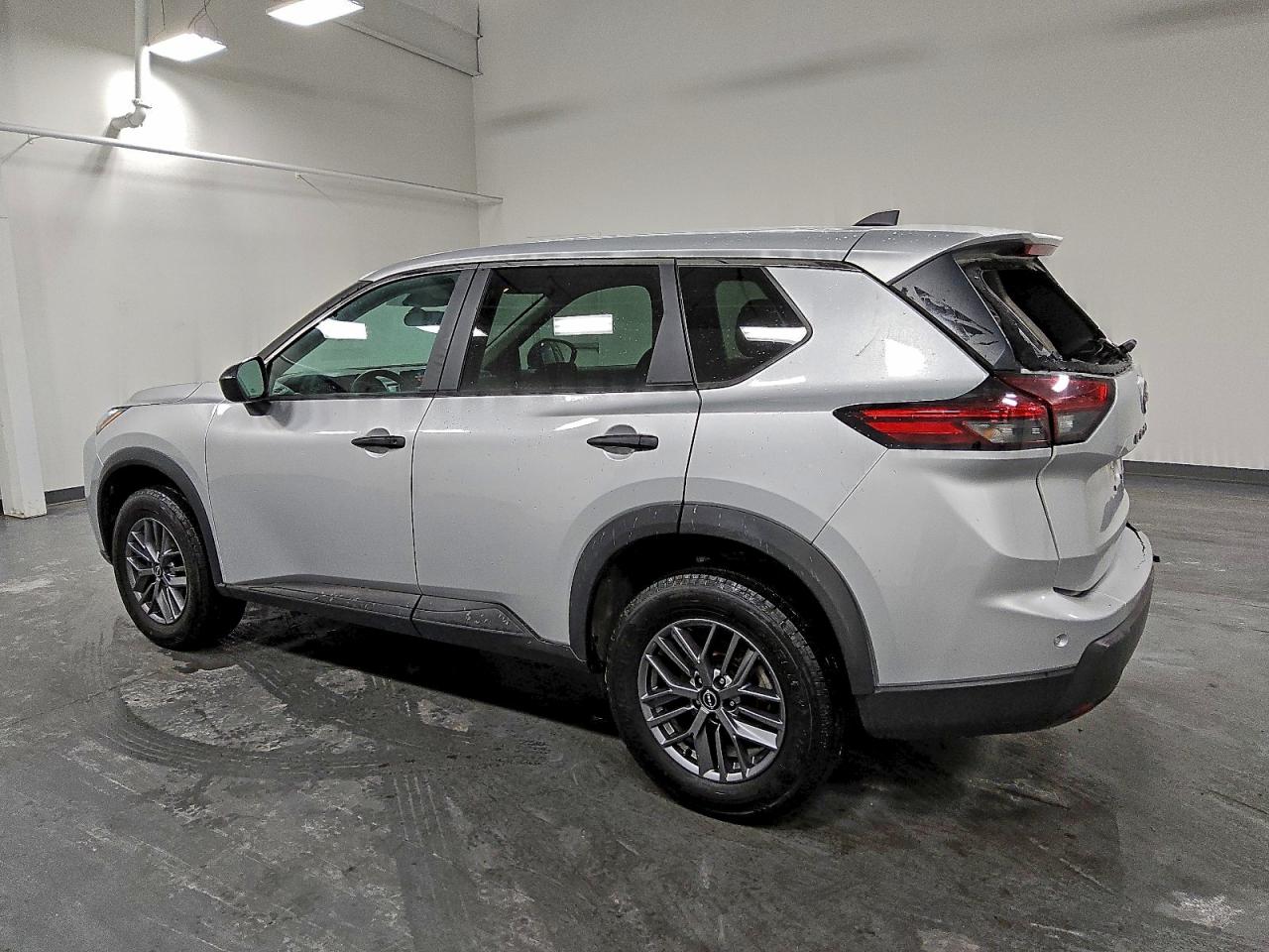 2024 NISSAN ROGUE S photo 2