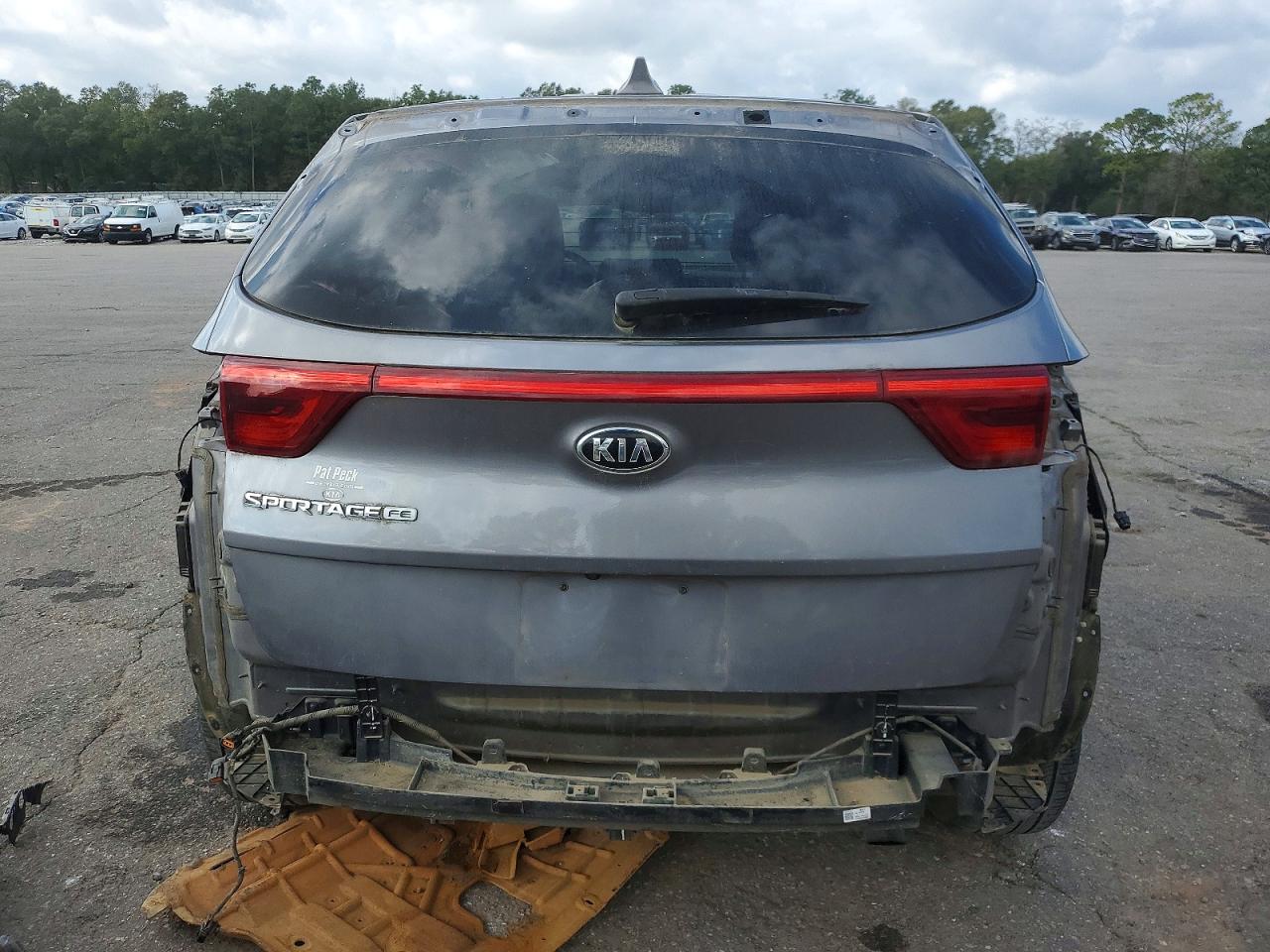 2017 KIA SPORTAGE LX photo 6