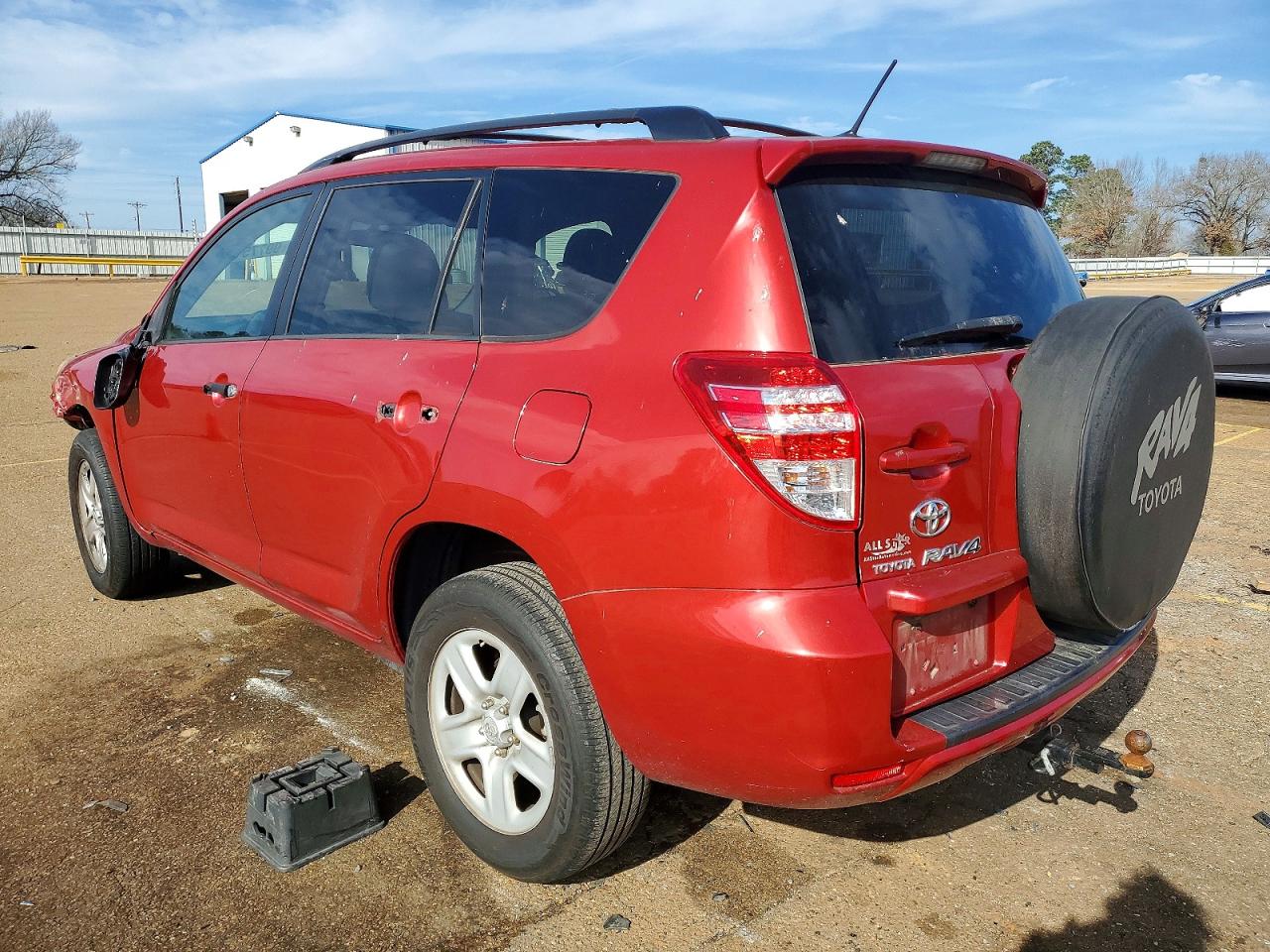 2010 TOYOTA RAV4 photo 2