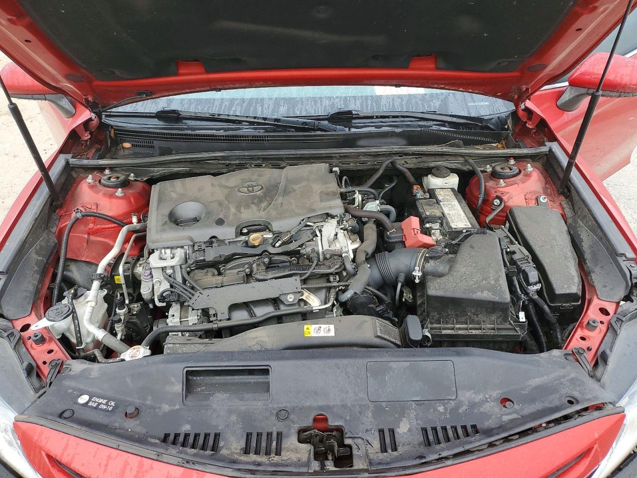 2020 TOYOTA CAMRY SE photo 21