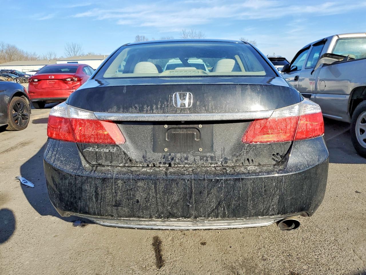 2013 HONDA ACCORD LX photo 6