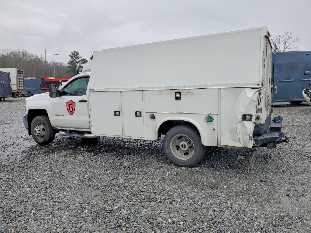 2018 CHEVROLET SILVERADO UTILITY / SERVICE VAN photo 2