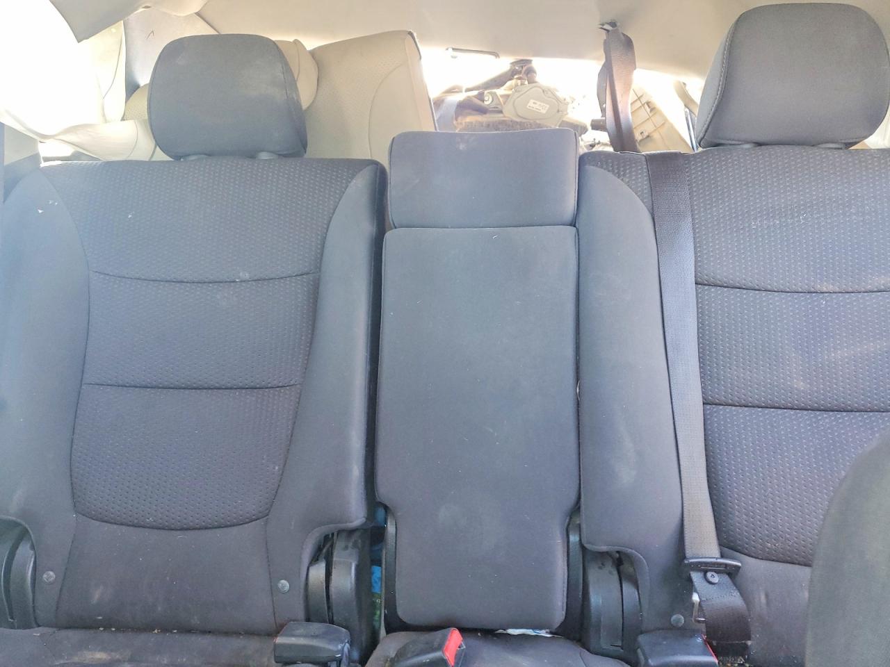 2011 KIA SORENTO BASE photo 19