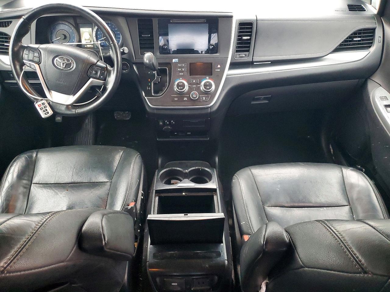2015 TOYOTA SIENNA SPORT photo 8