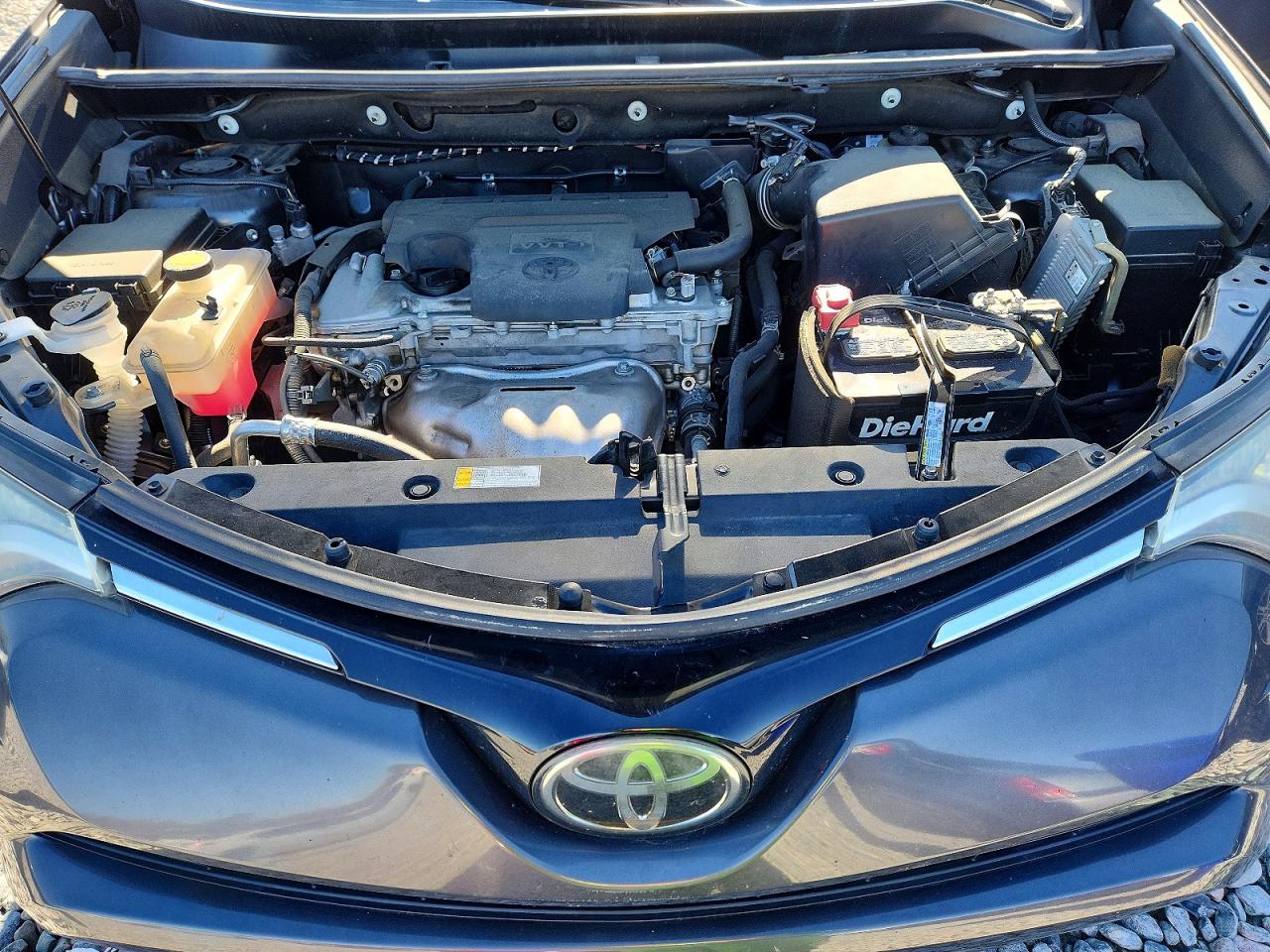 2018 TOYOTA RAV4 LE photo 12