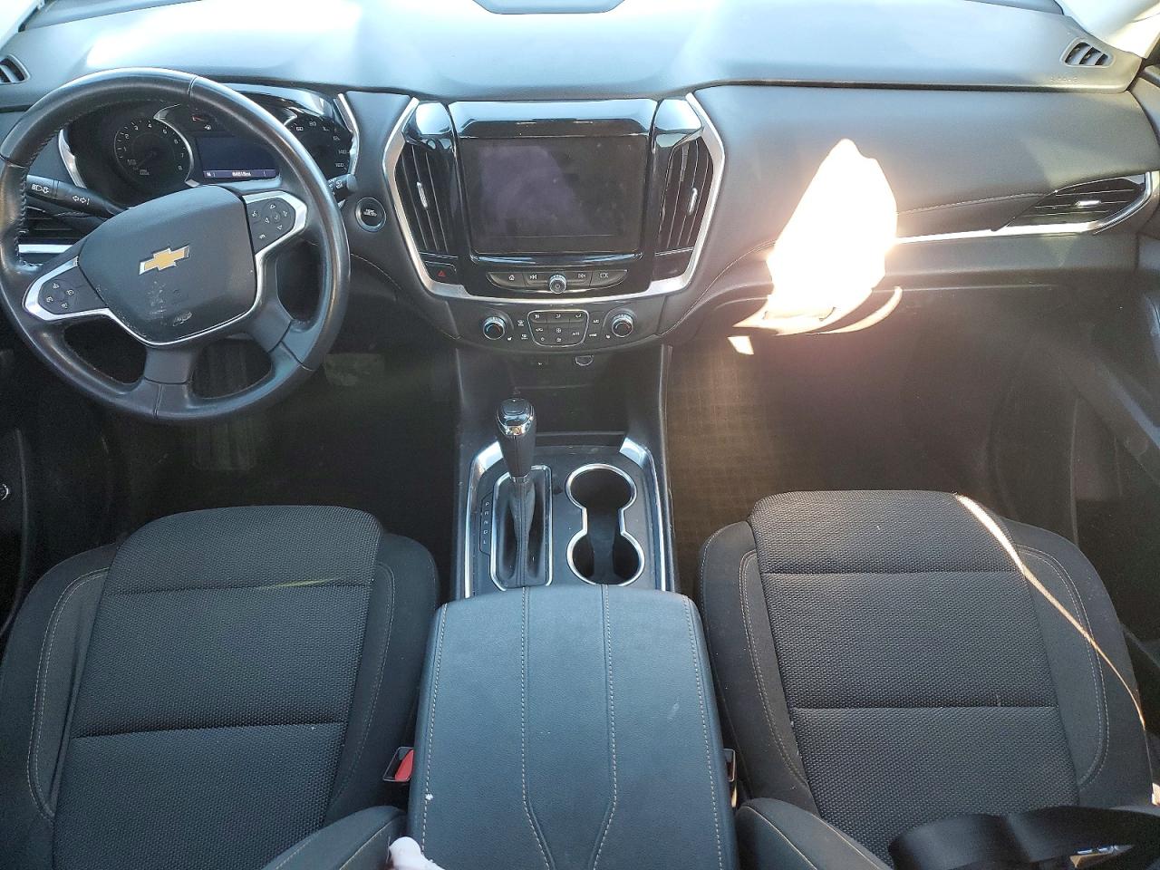 2020 CHEVROLET TRAVERSE LT photo 8