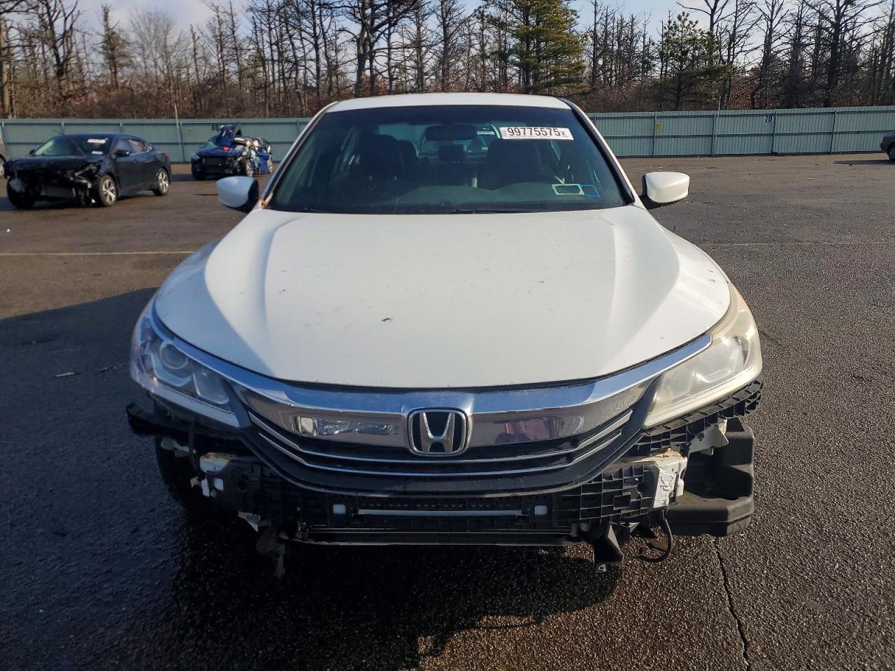 2017 HONDA ACCORD SPORT photo 5