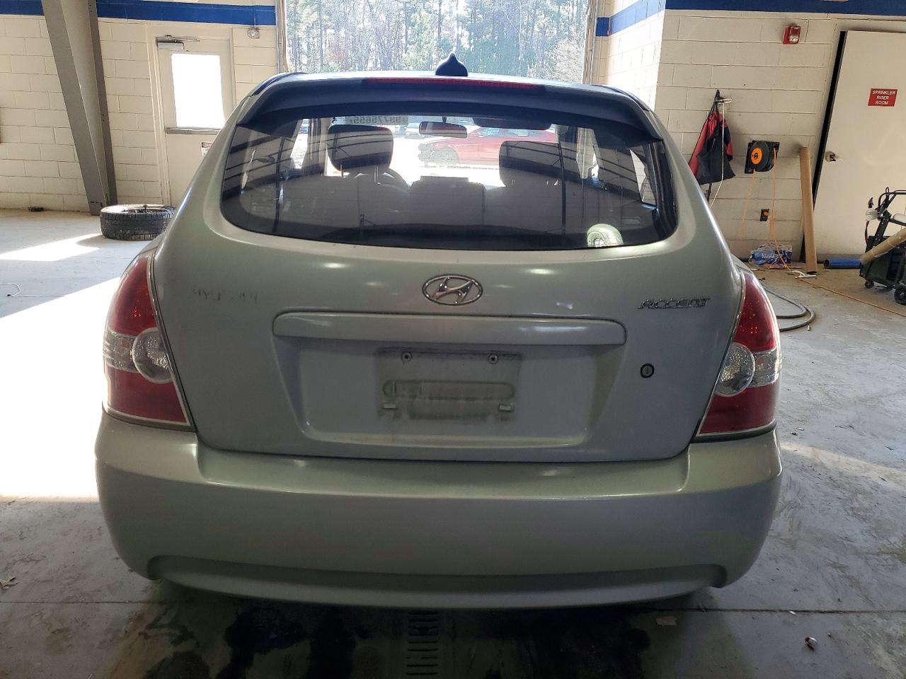 2009 HYUNDAI ACCENT GS photo 6