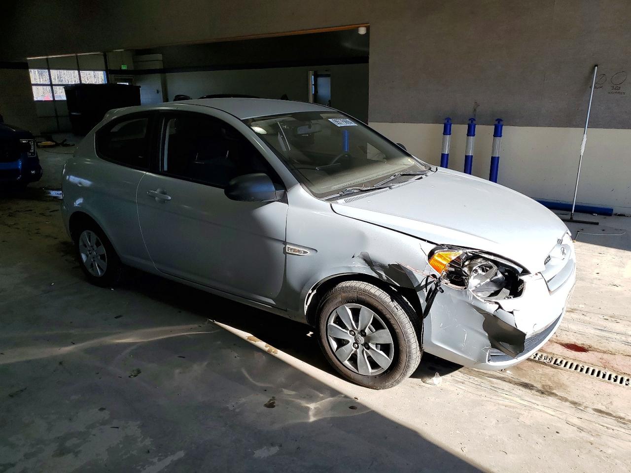 2009 HYUNDAI ACCENT GS photo 4