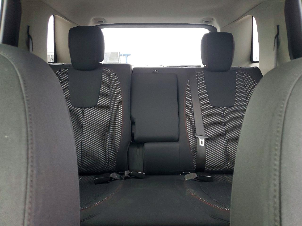 2012 GMC TERRAIN SLE photo 10