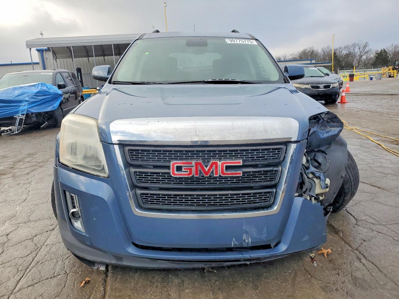 2012 GMC TERRAIN SLE photo 5